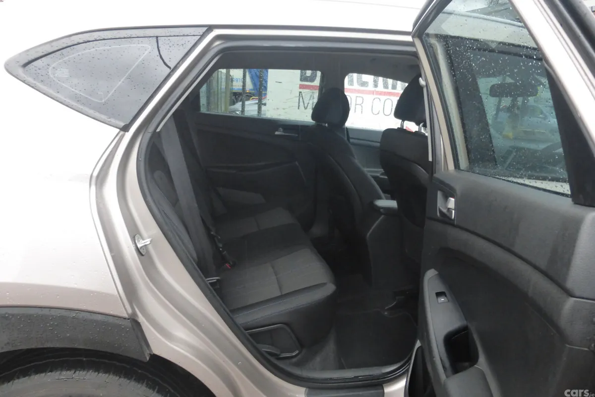 Hyundai Tucson SUV, Diesel, 2018, White