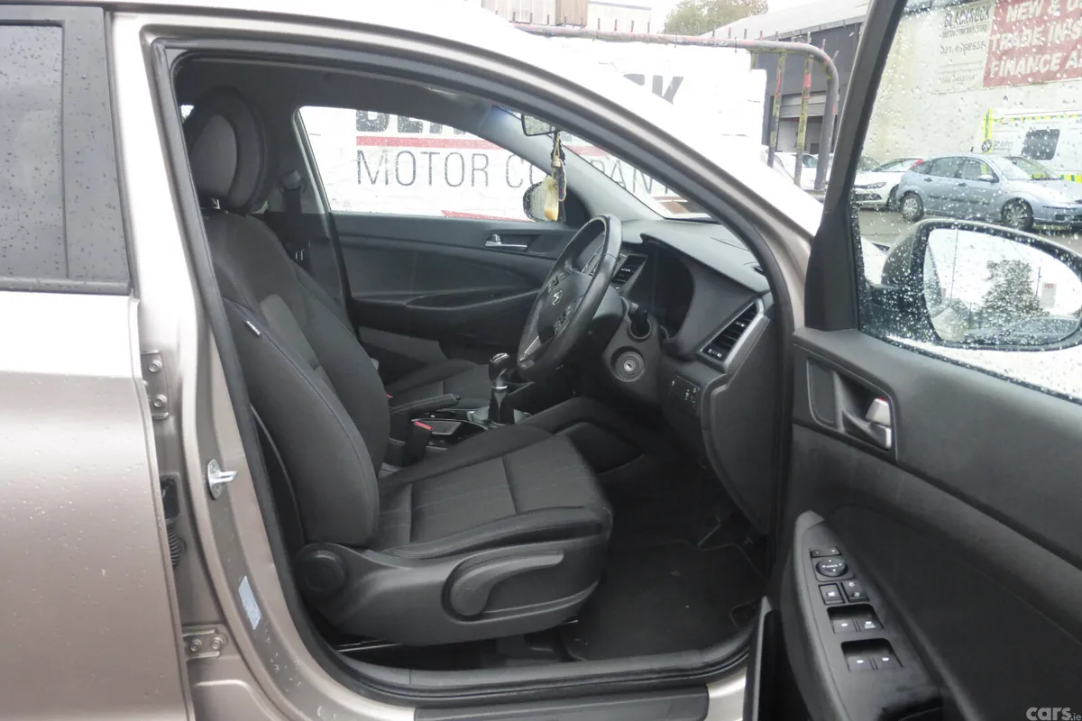 Hyundai Tucson SUV, Diesel, 2018, White