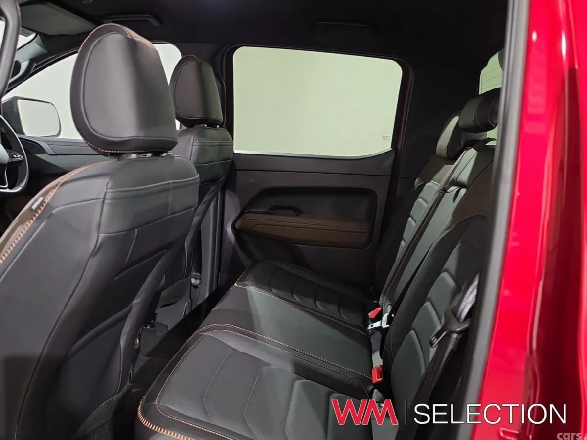 Volkswagen Amarok MPV, Diesel, 2026, Red