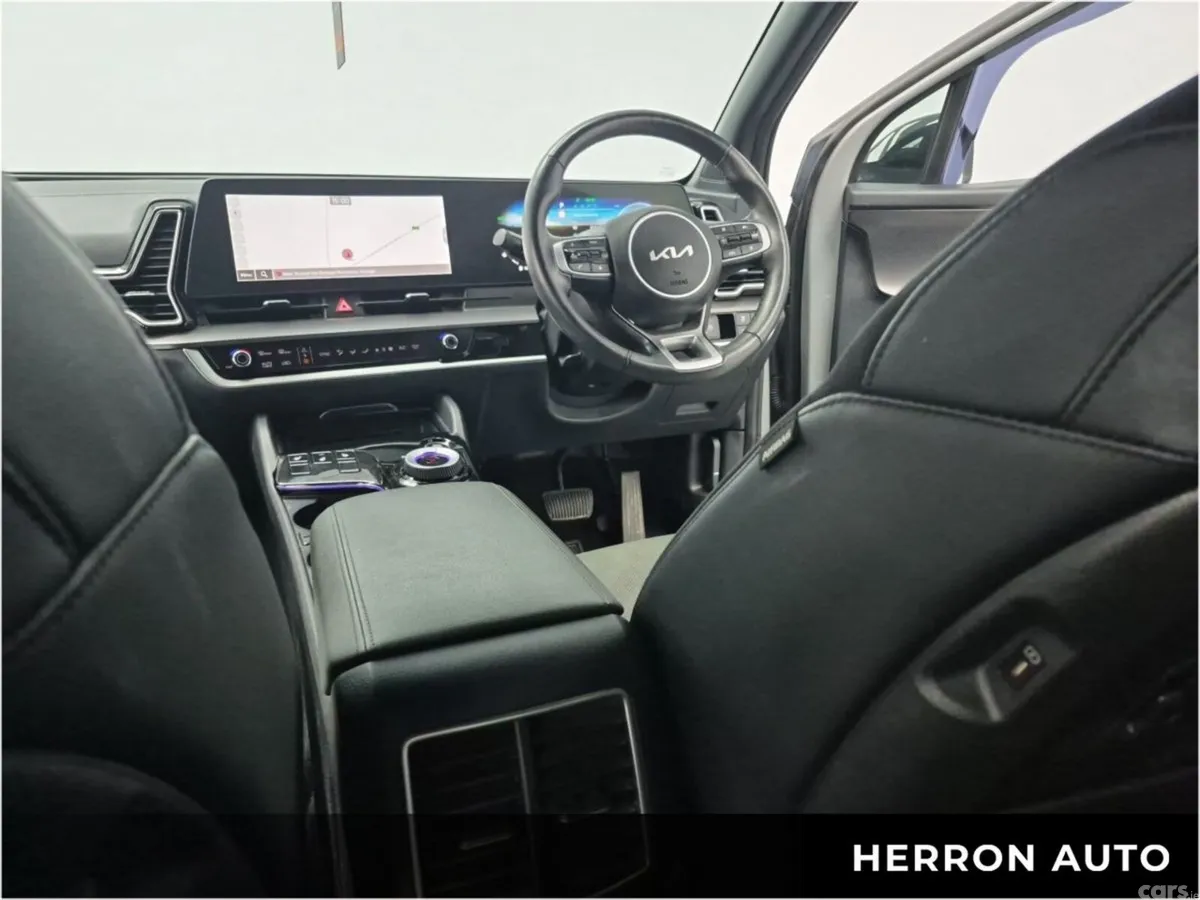 Kia Sportage SUV, Petrol Hybrid, 2024, Grey