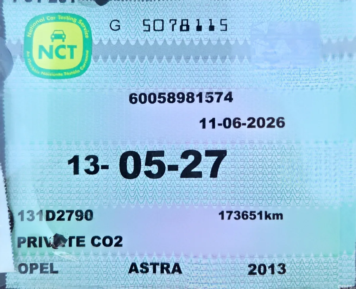 Opel Astra Saloon, Petrol, 2013, Silver