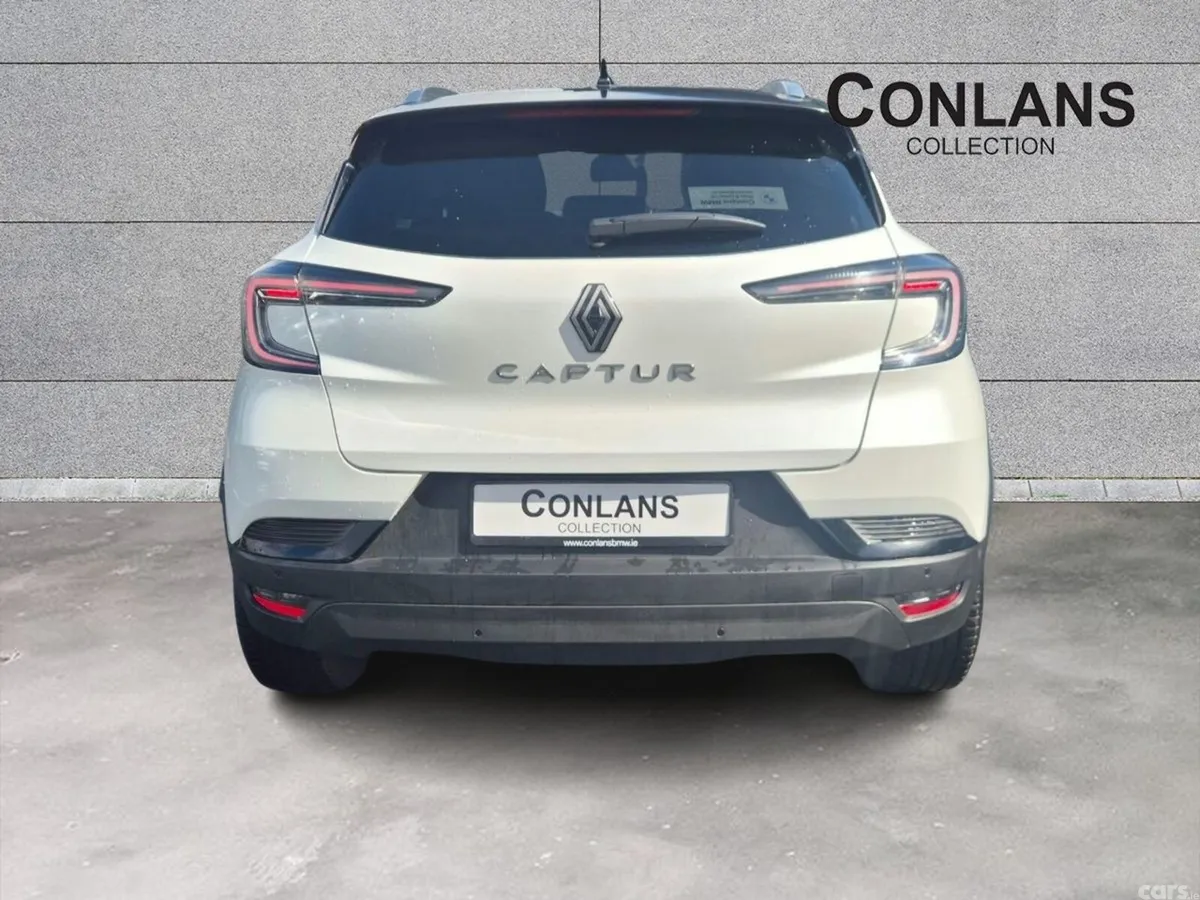 Renault Captur Hatchback, Petrol, 2025, White