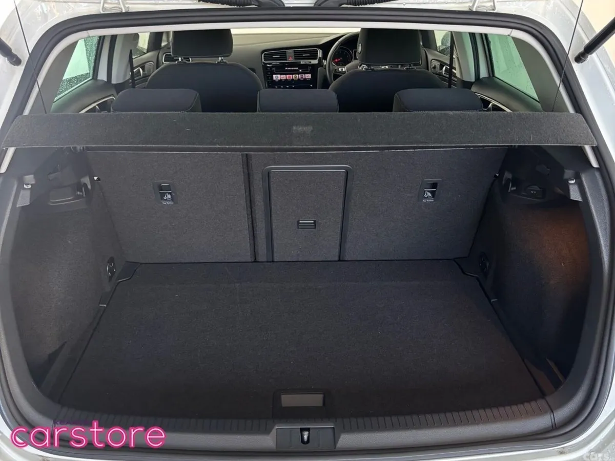 Volkswagen Golf Hatchback, Petrol, 2018, White