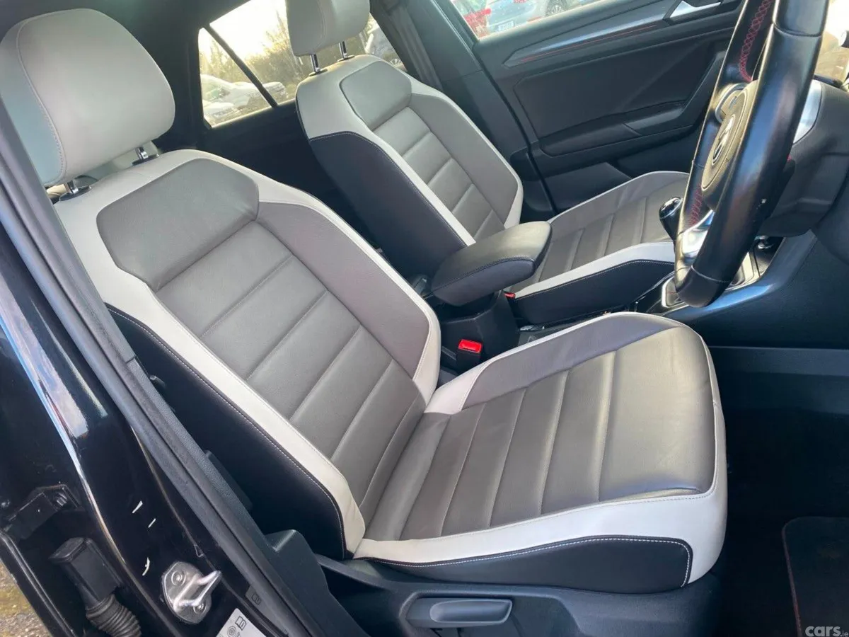 Volkswagen T-Roc SUV, Diesel, 2022, Black