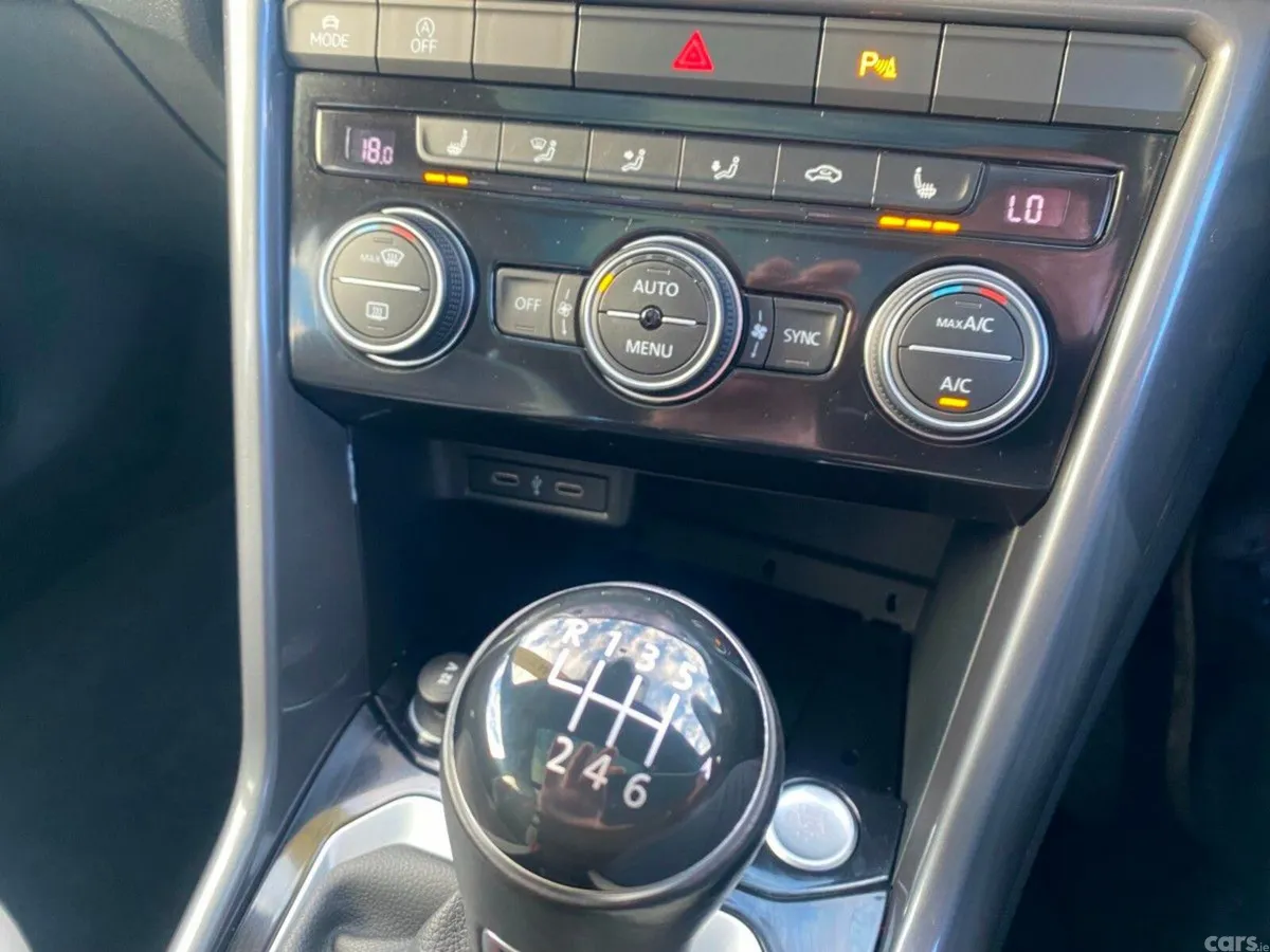 Volkswagen T-Roc SUV, Diesel, 2022, Black