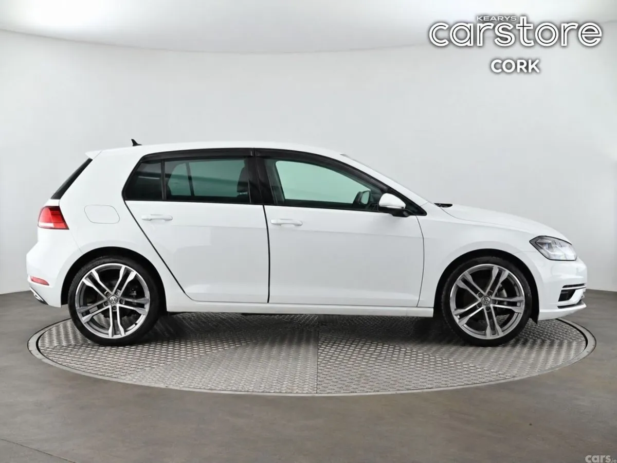 Volkswagen Golf Hatchback, Petrol, 2018, White