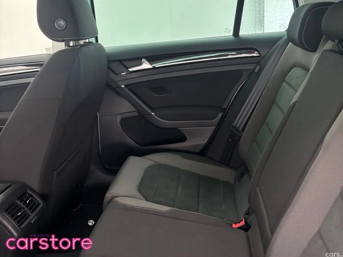Volkswagen Golf Hatchback, Petrol, 2018, White