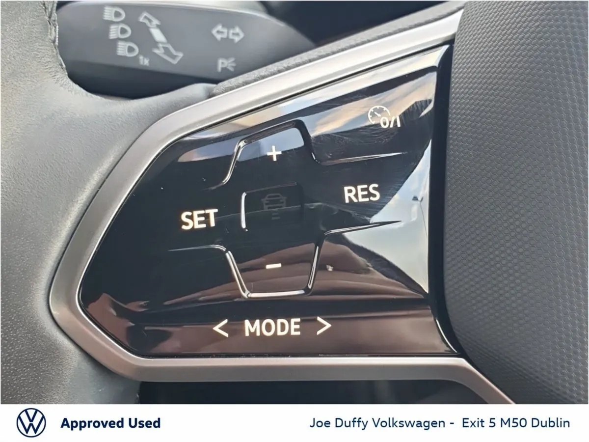 Volkswagen ID.4 Estate, Electric, 2023, Red
