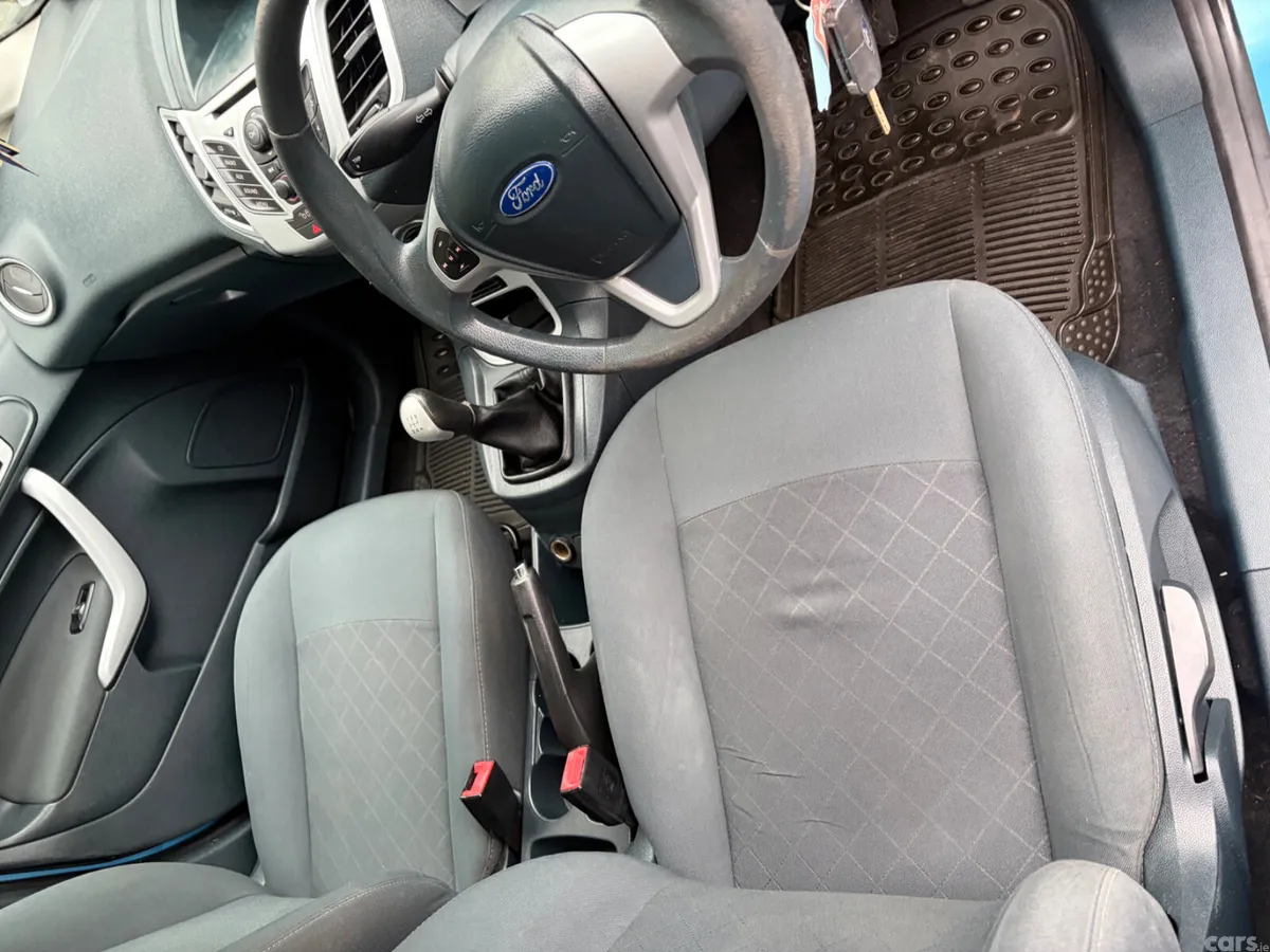 Ford Fiesta Hatchback, Diesel, 2012, Blue