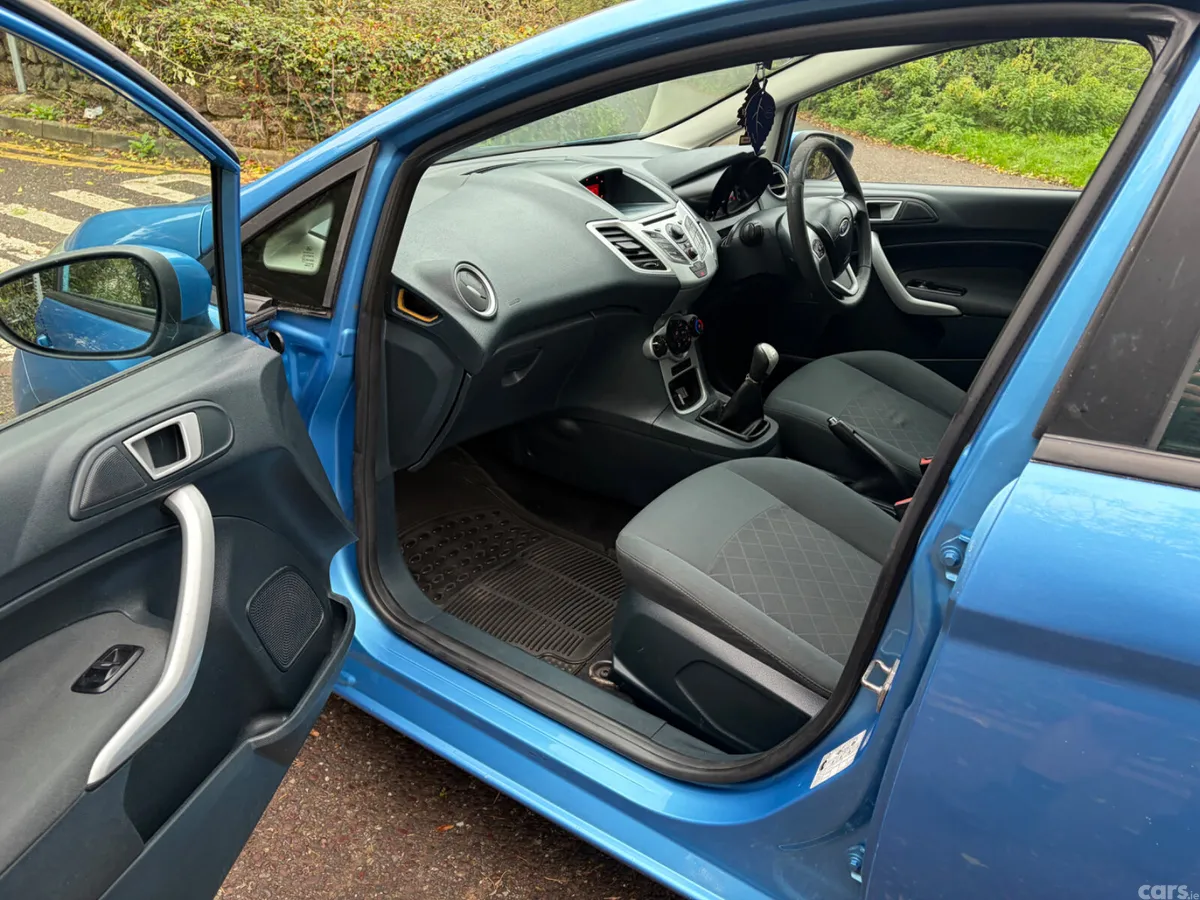 Ford Fiesta Hatchback, Diesel, 2012, Blue