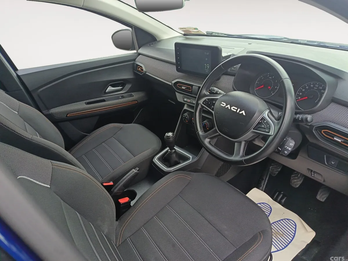 Dacia Sandero Stepway Hatchback, Petrol, 2023, Blue