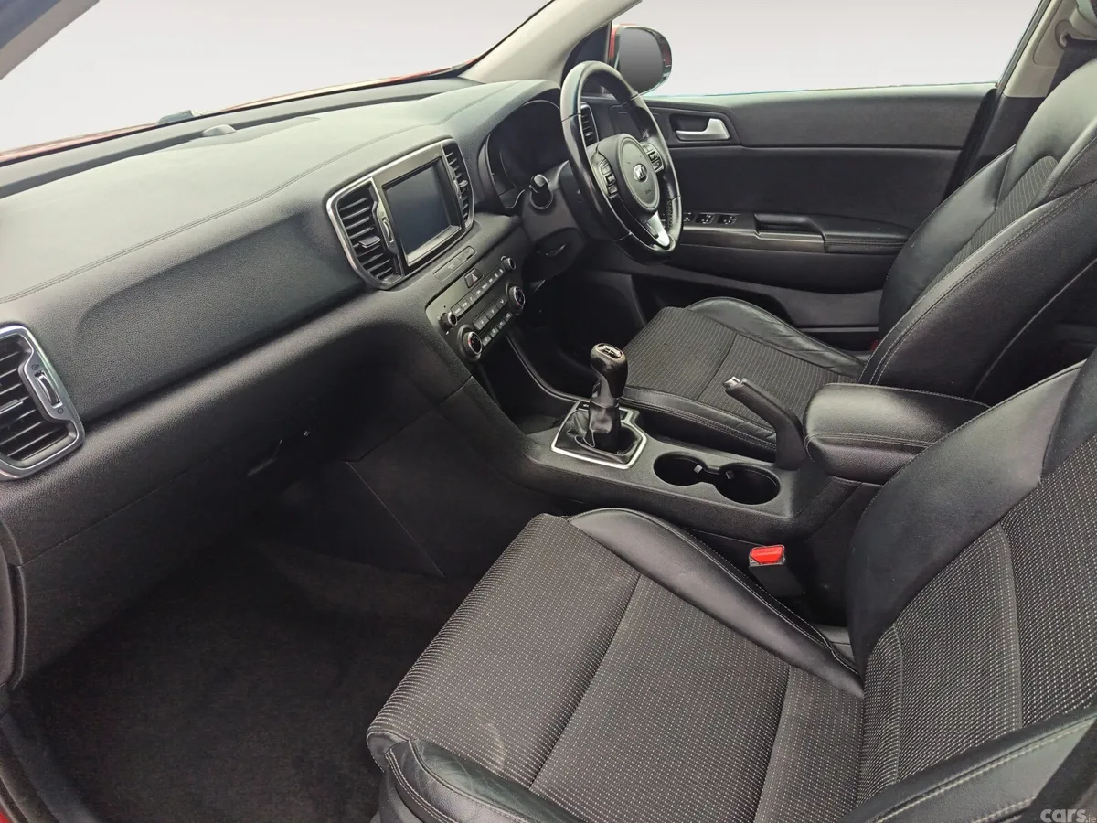 Kia Sportage SUV, Diesel, 2016, Red