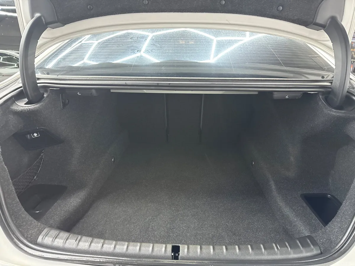 BMW 5-Series Saloon, Diesel, 2018, White