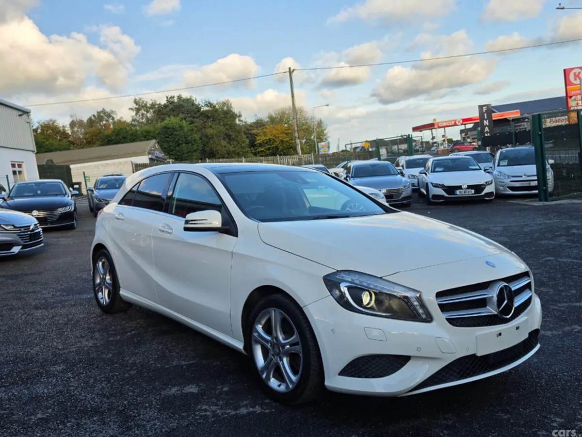 Mercedes-Benz A-Class Hatchback, Petrol, 2015, White