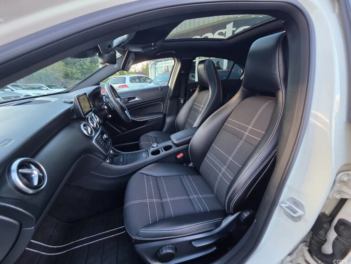 Mercedes-Benz A-Class Hatchback, Petrol, 2015, White