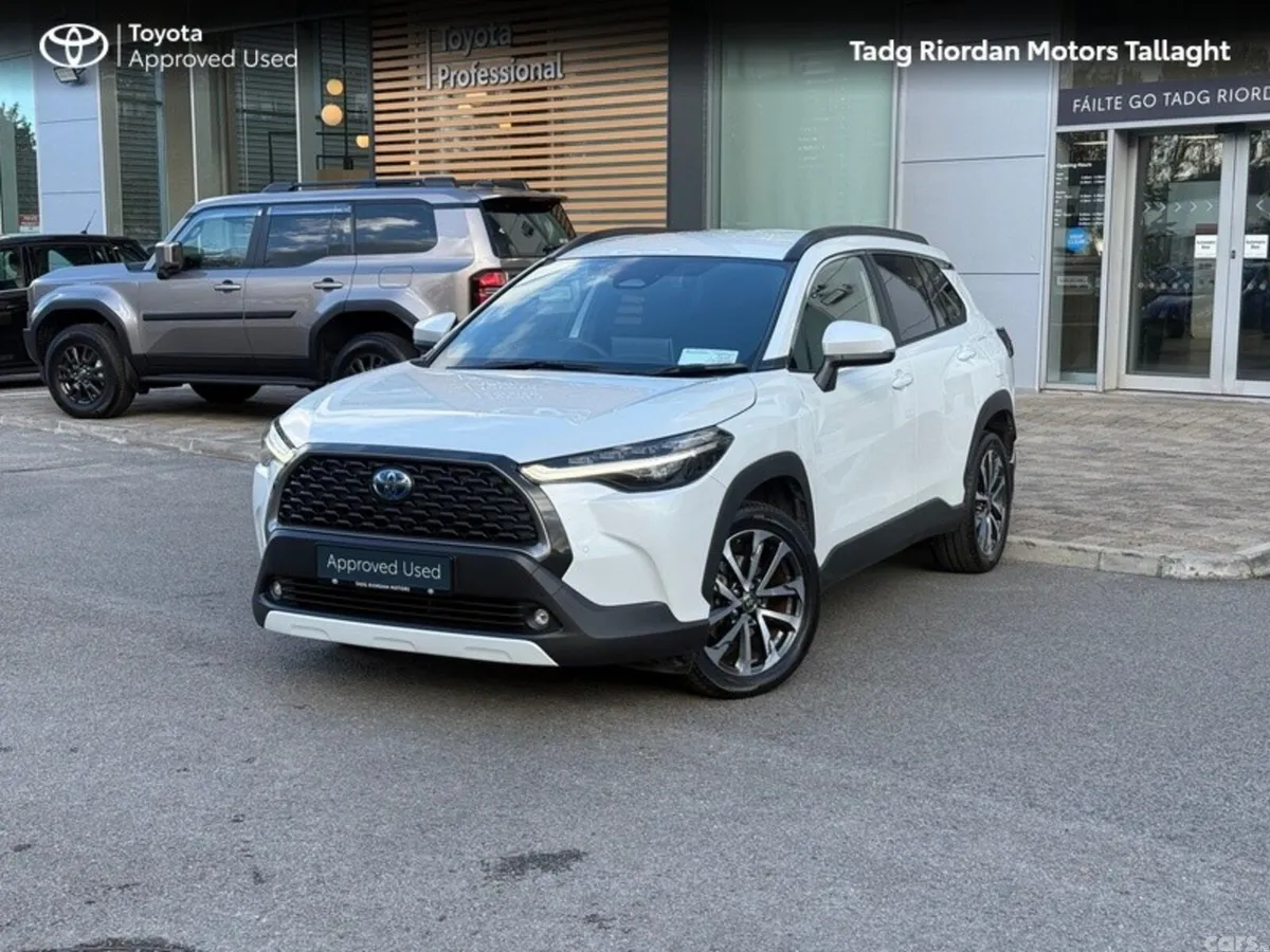 Toyota Corolla Cross Hatchback, Petrol Hybrid, 2024, White