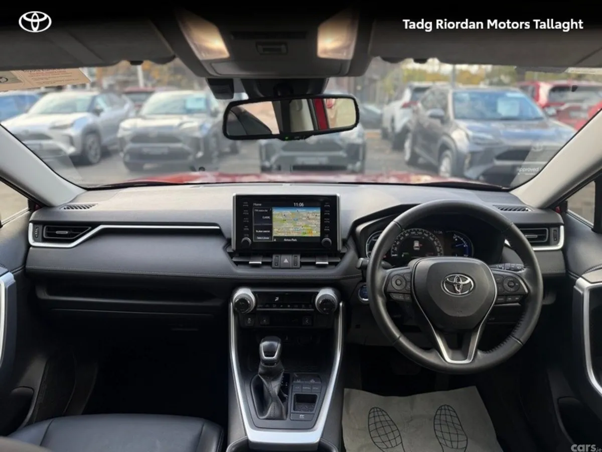 Toyota RAV4 SUV, Petrol Hybrid, 2022, Red