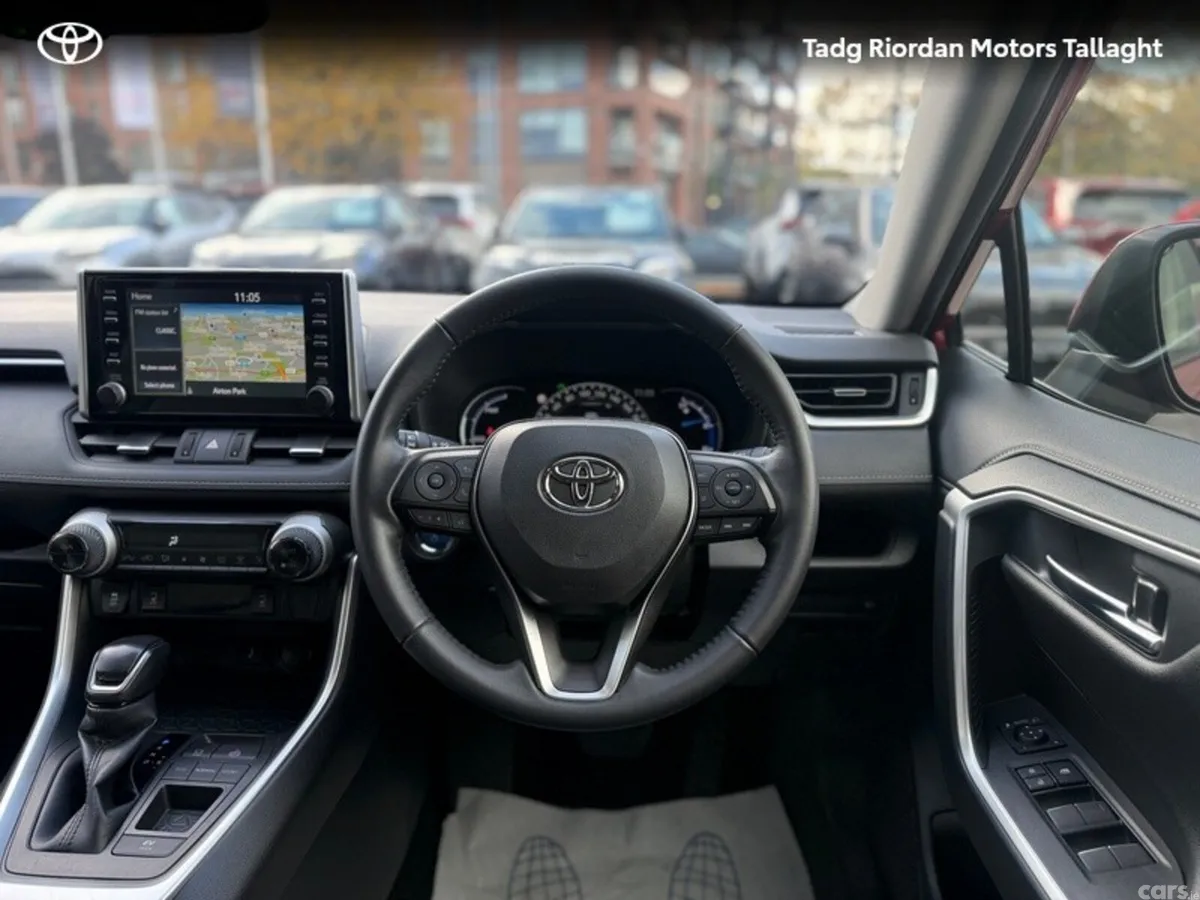 Toyota RAV4 SUV, Petrol Hybrid, 2022, Red