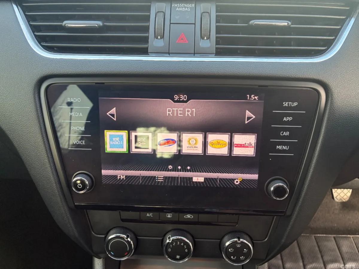 Skoda Octavia Hatchback, Diesel, 2020, White
