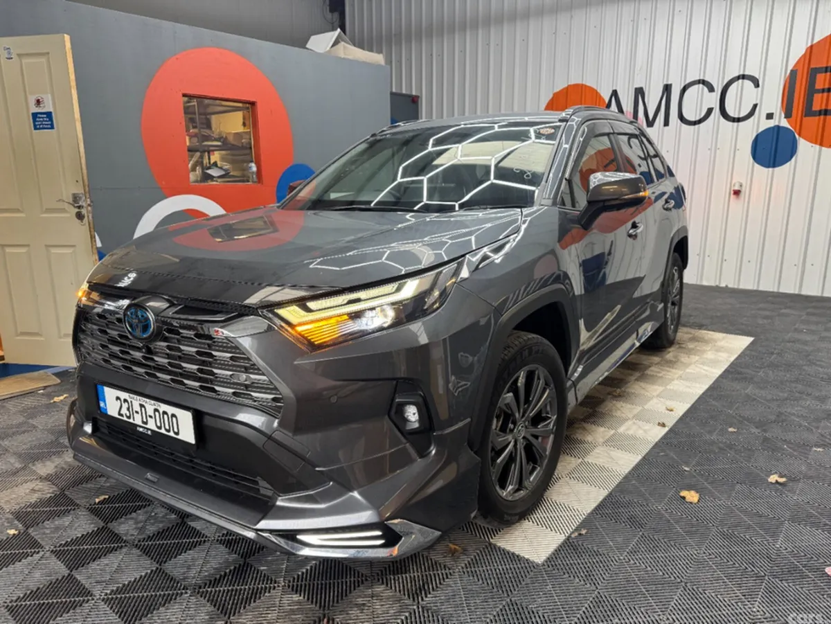 Toyota RAV4 SUV, Petrol Hybrid, 2023, Grey