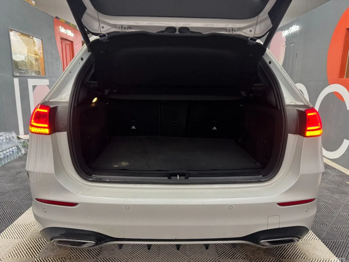 Mercedes-Benz B-Class Hatchback, Diesel, 2021, White