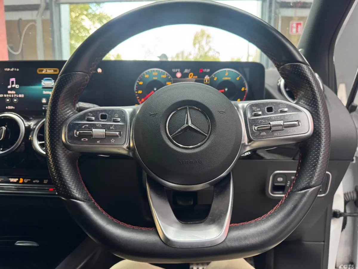 Mercedes-Benz B-Class Hatchback, Diesel, 2021, White