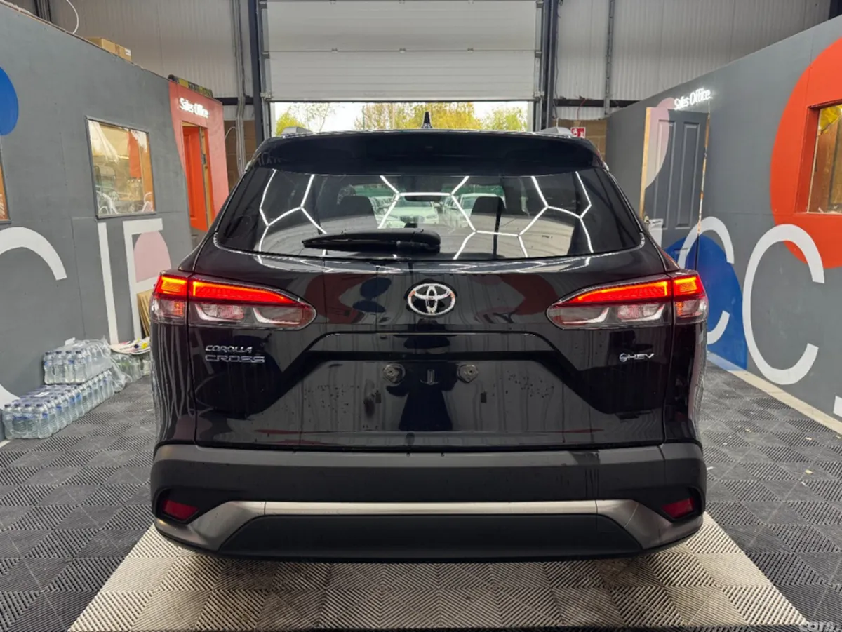 Toyota Corolla Cross SUV, Petrol Hybrid, 2024, Black