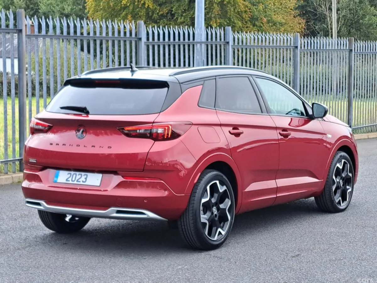 Opel Grandland Hatchback, Diesel, 2023, Red