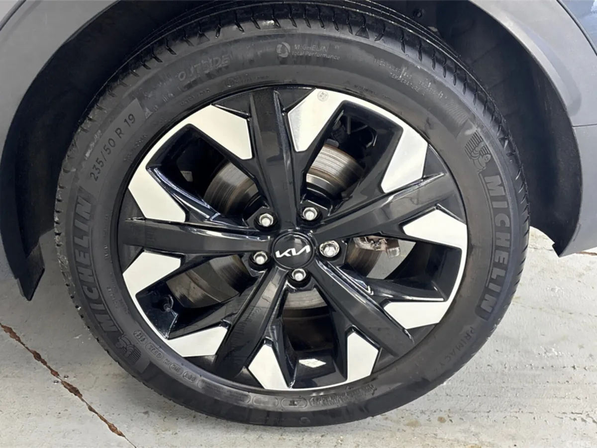 Kia Sportage Estate, Petrol Hybrid, 2024, Grey