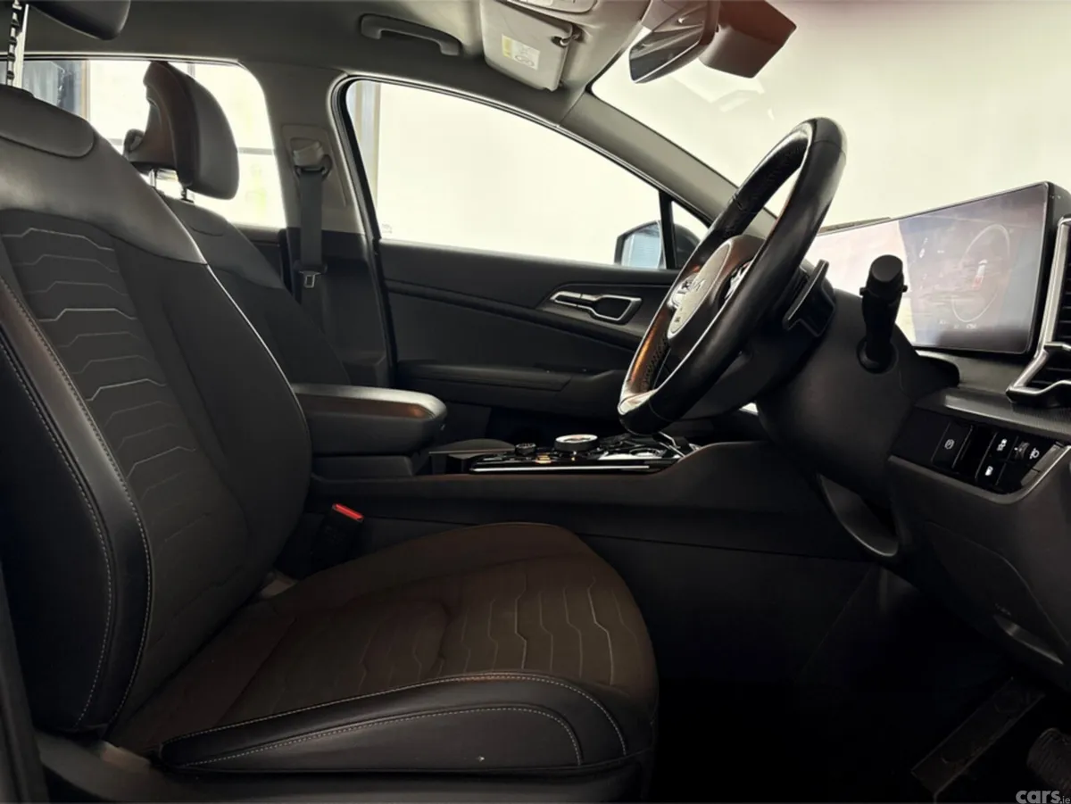 Kia Sportage Estate, Petrol Hybrid, 2024, Grey