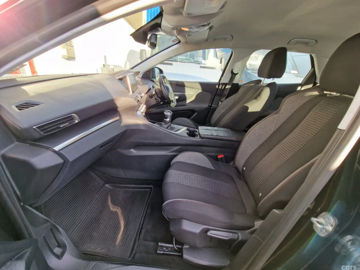 Peugeot 3008 Hatchback, Diesel, 2018, Black