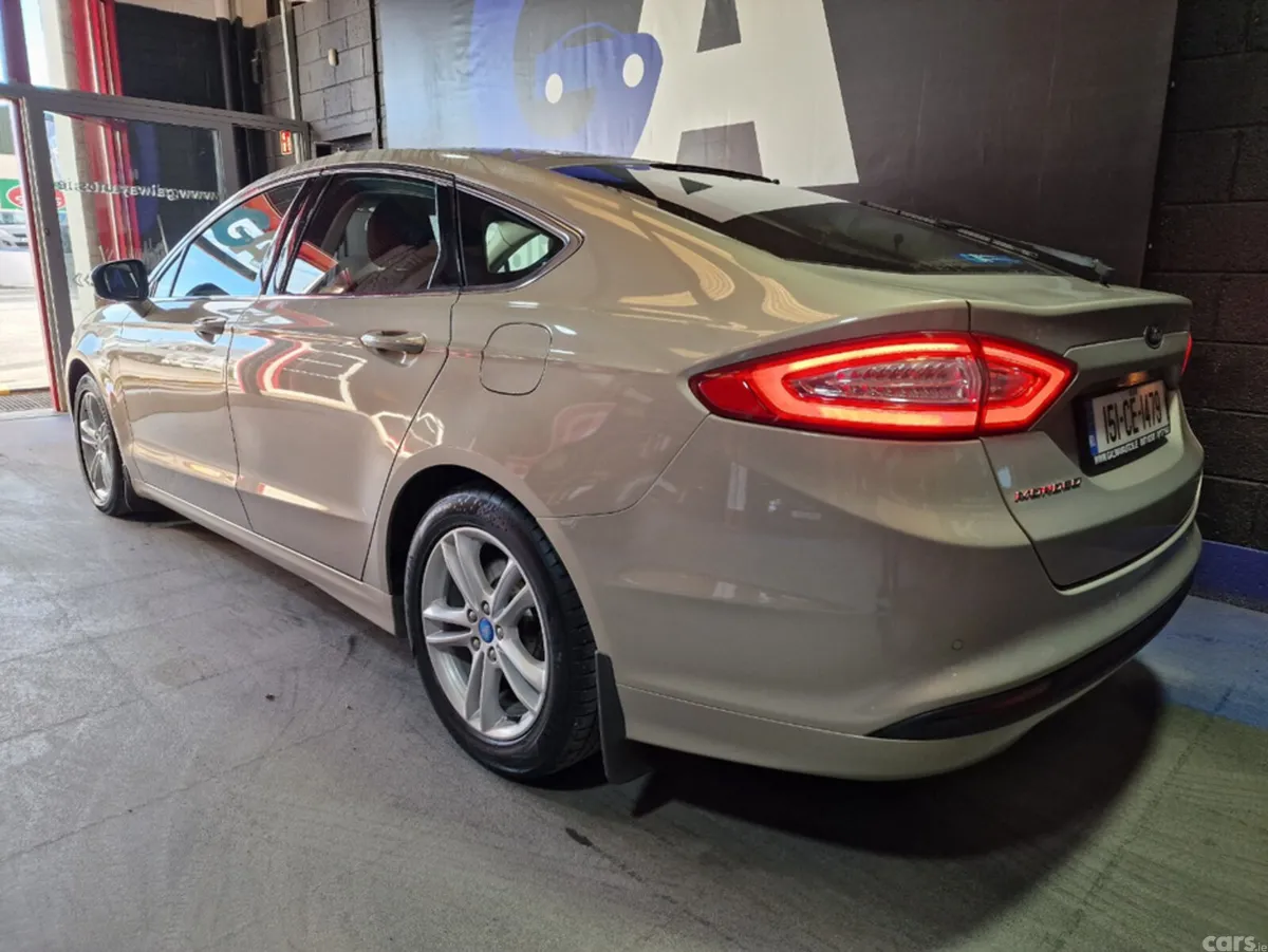 Ford Mondeo Hatchback, Diesel, 2015, Silver