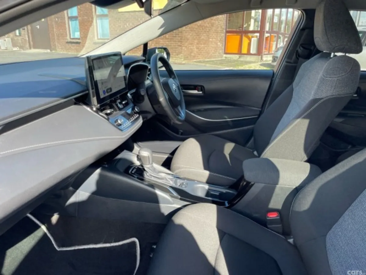Toyota Corolla Saloon, Petrol Hybrid, 2026, Grey