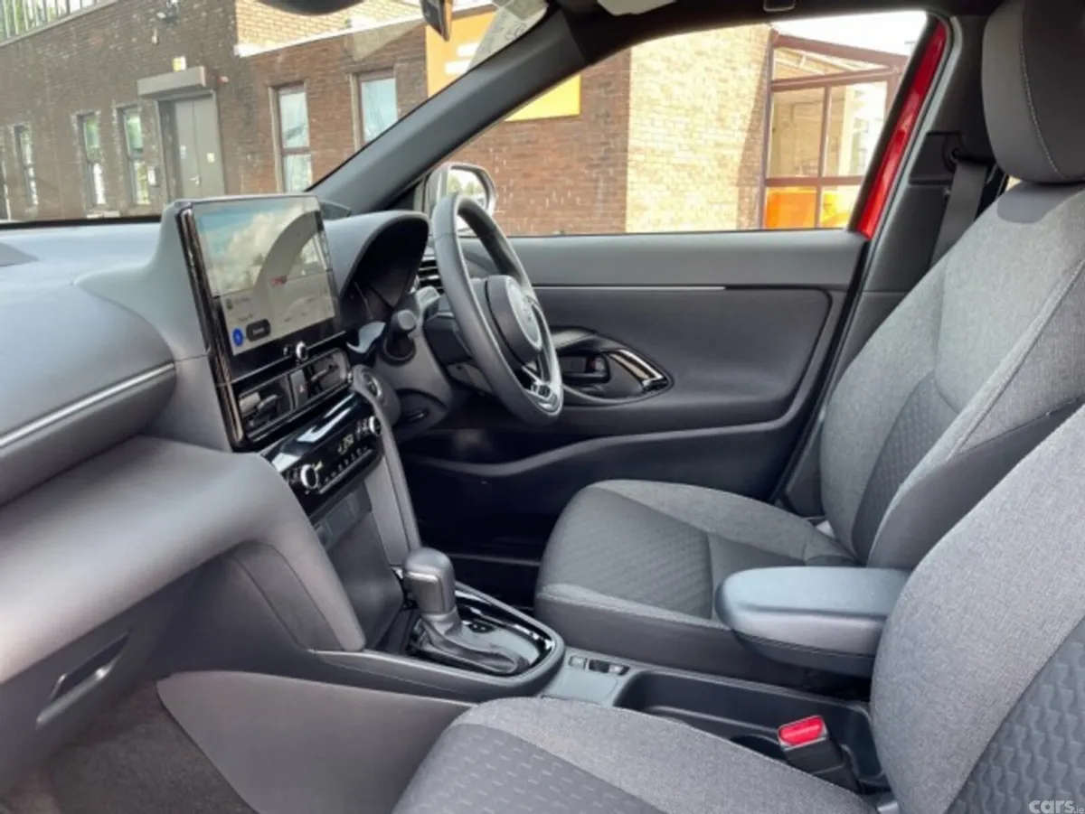 Toyota Yaris Cross Hatchback, Petrol Hybrid, 2026, Red