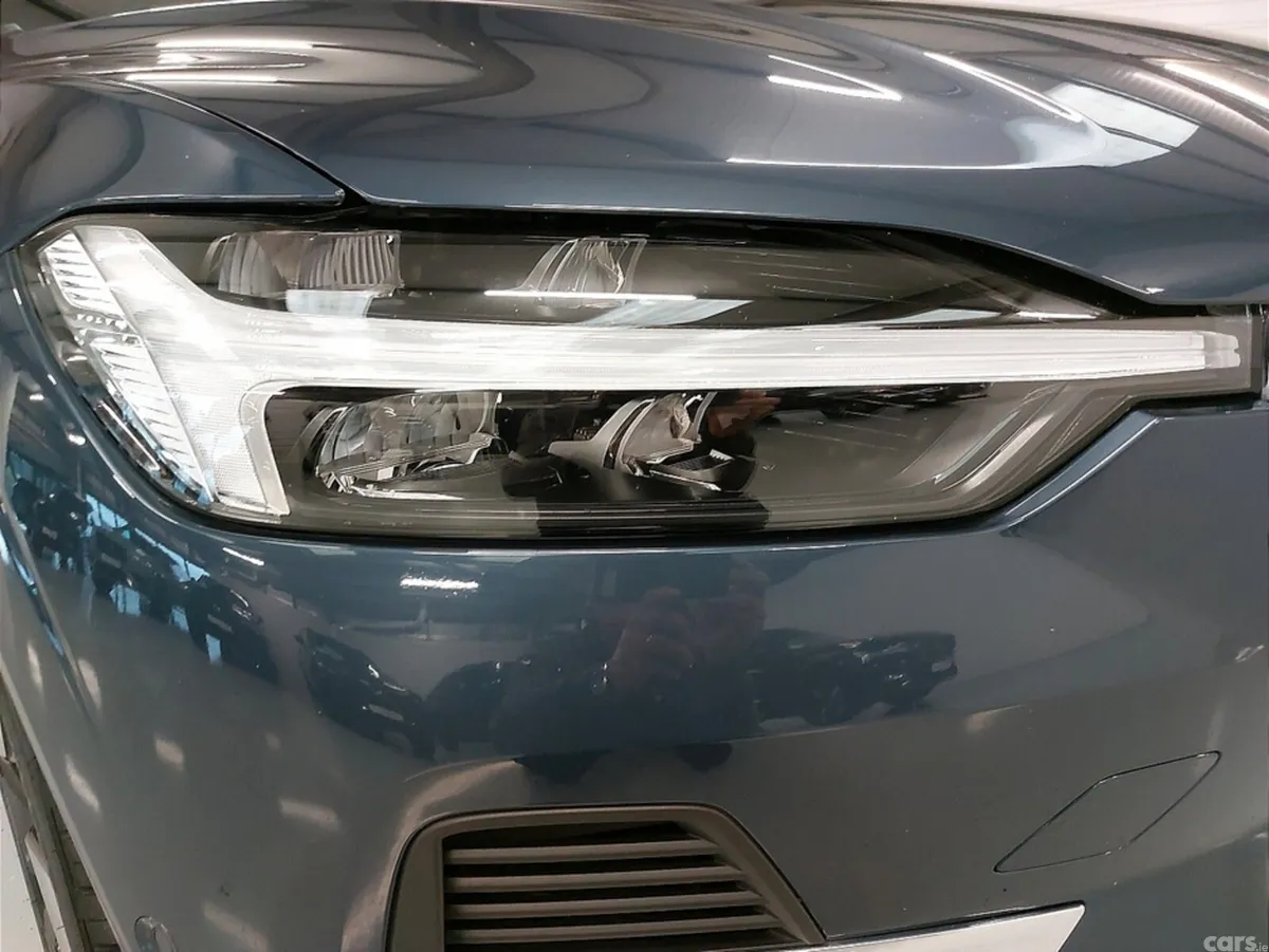 Volvo XC60 SUV, Petrol Plug-in Hybrid, 2023, Blue