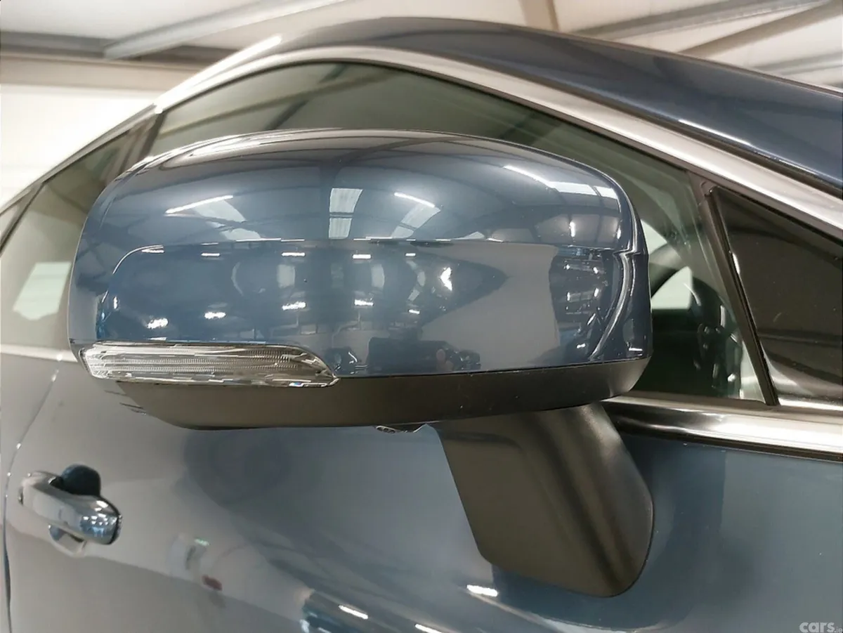 Volvo XC60 SUV, Petrol Plug-in Hybrid, 2023, Blue