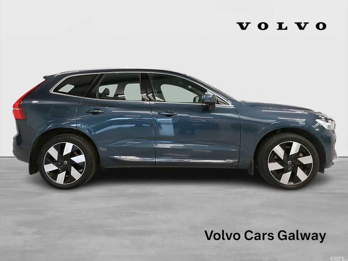 Volvo XC60 SUV, Petrol Plug-in Hybrid, 2023, Blue
