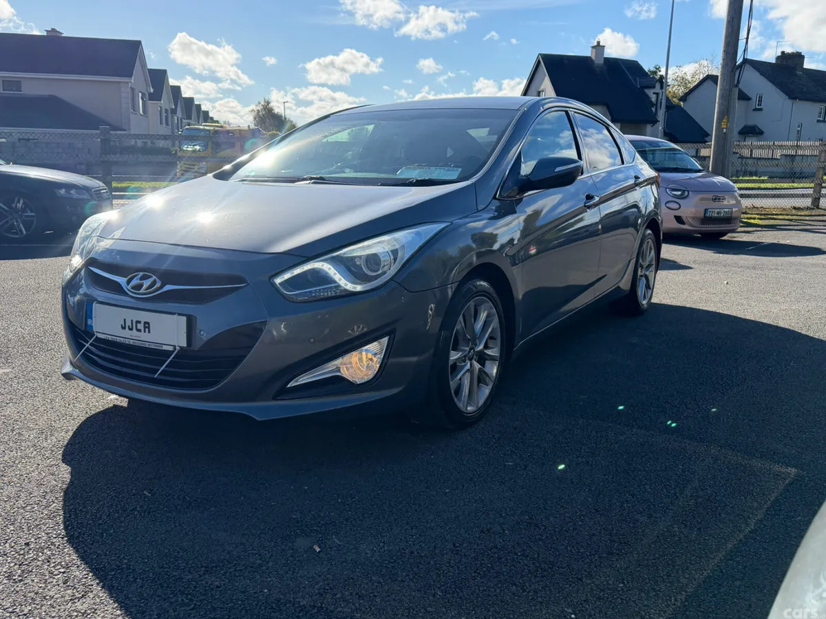 Hyundai i40 Saloon, Diesel, 2014, Silver