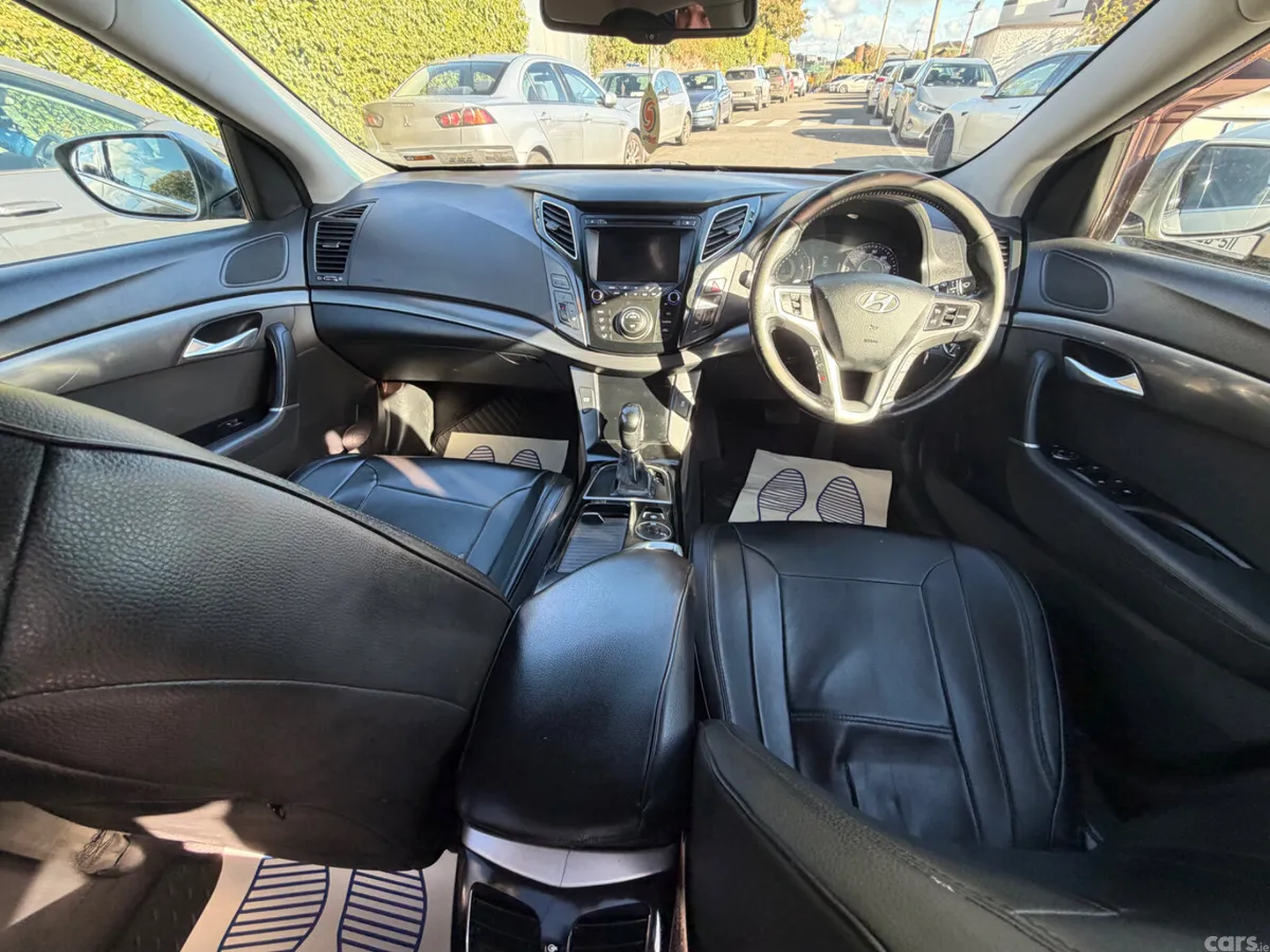 Hyundai i40 Saloon, Diesel, 2014, Silver