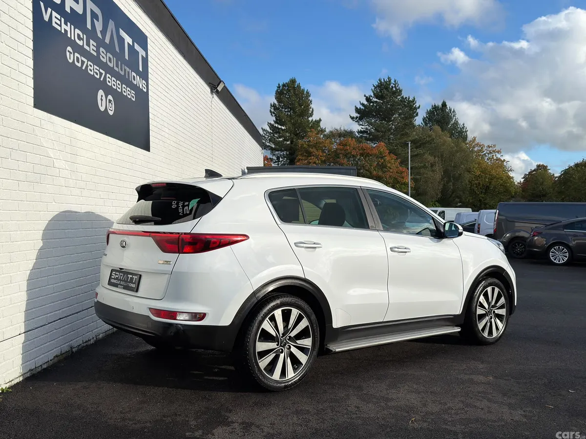 Kia Sportage SUV, Diesel, 2017, White