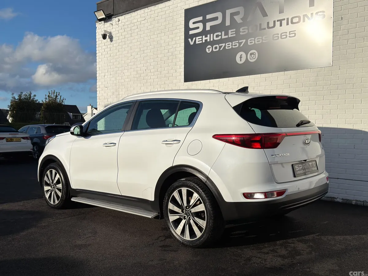 Kia Sportage SUV, Diesel, 2017, White