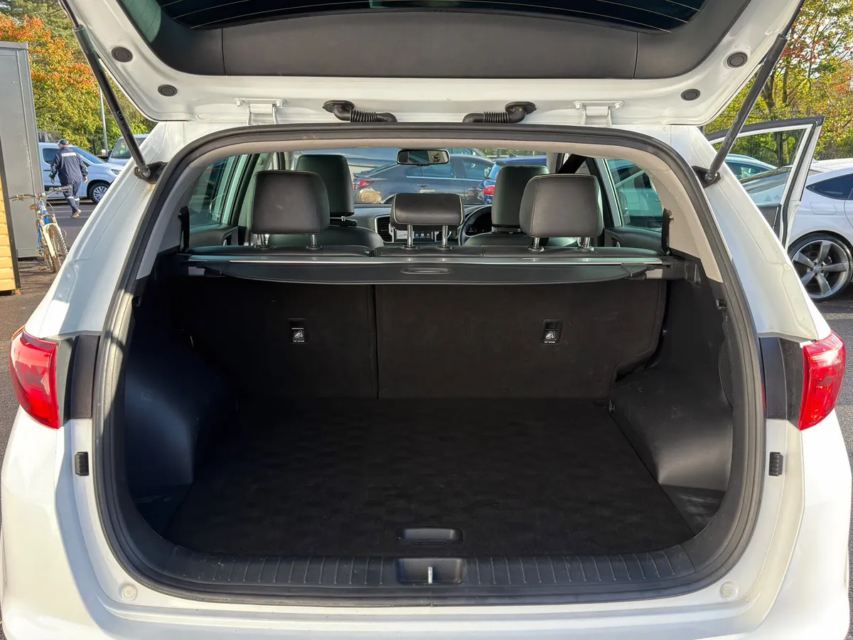 Kia Sportage SUV, Diesel, 2017, White
