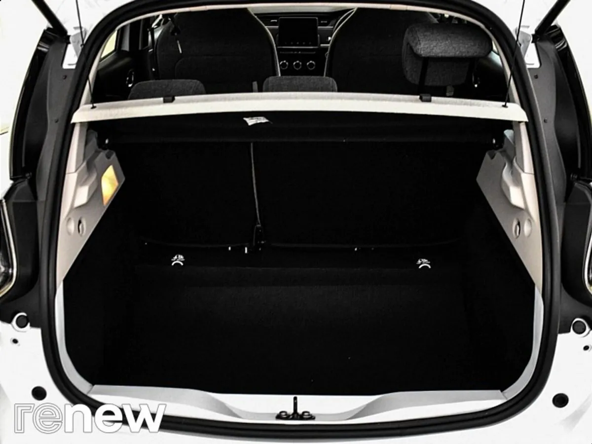Renault Zoe Hatchback, Electric, 2021, White