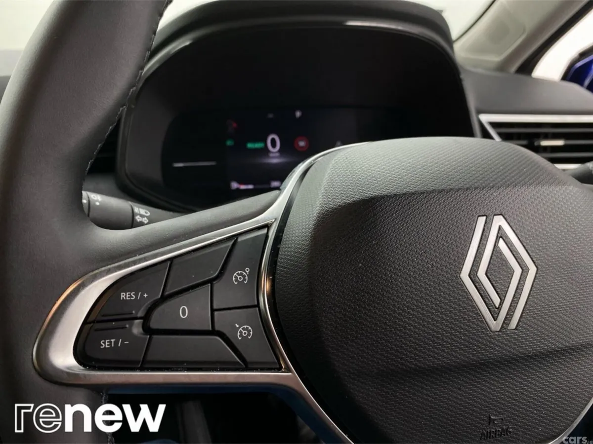 Renault Clio Hatchback, Petrol Hybrid, 2026, Blue