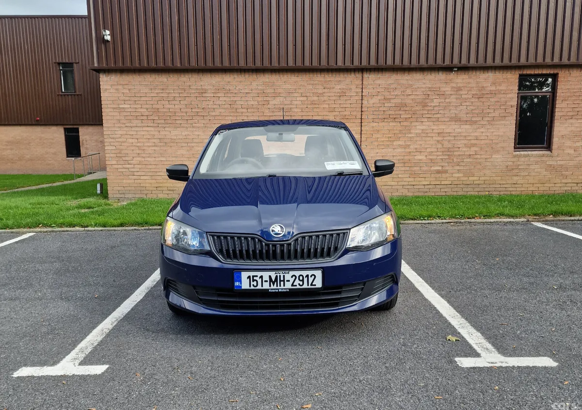 Skoda Fabia Hatchback, Petrol, 2015, Blue