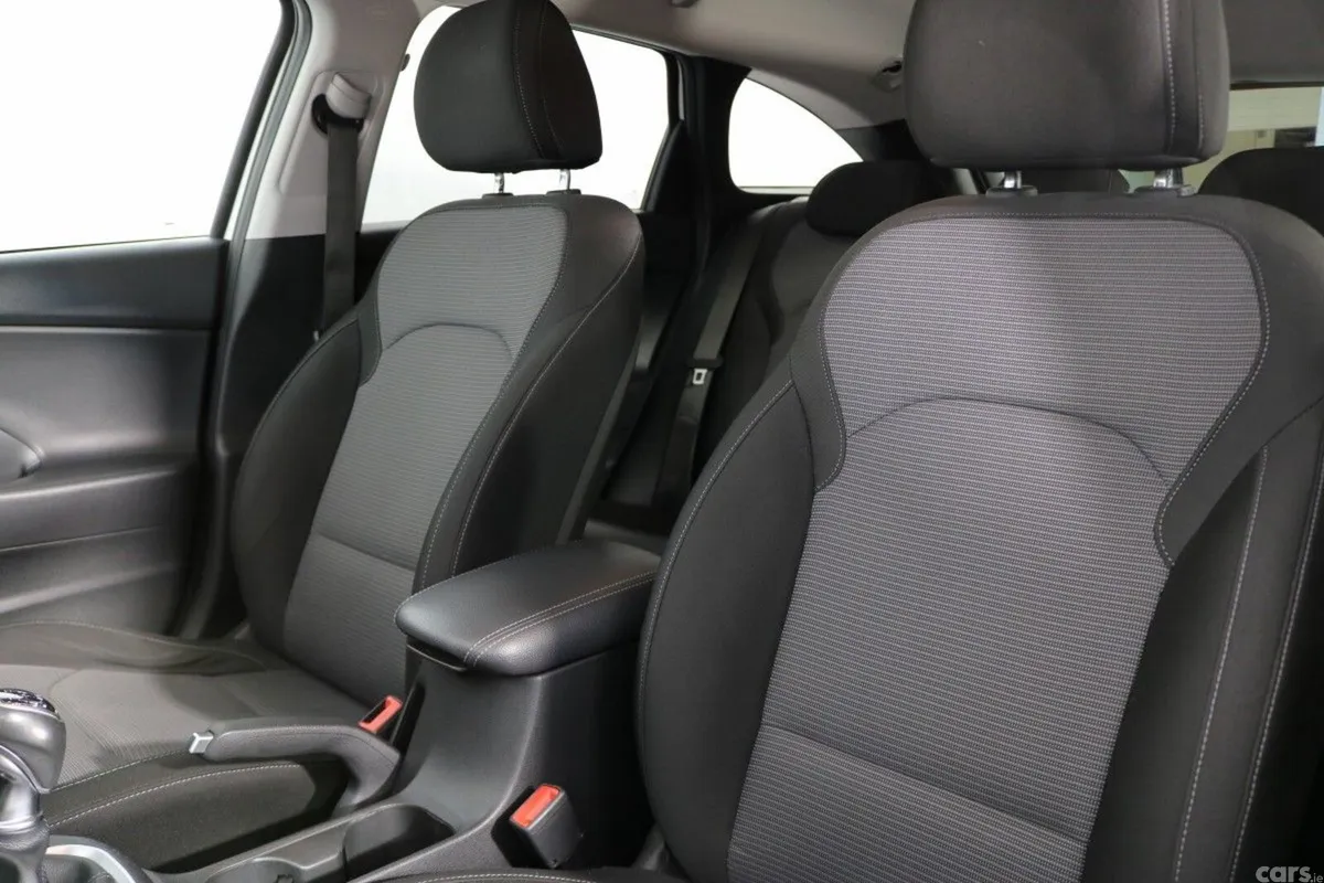 Hyundai i30 Estate, Petrol, 2019, White
