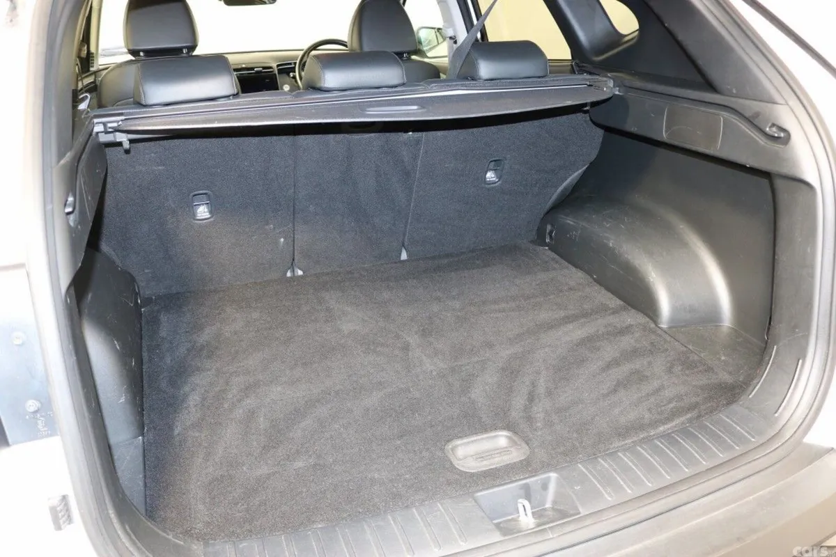 Hyundai Tucson SUV, Petrol Hybrid, 2022, White