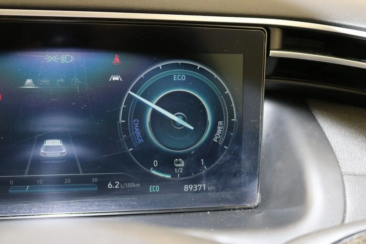 Hyundai Tucson SUV, Petrol Hybrid, 2022, White