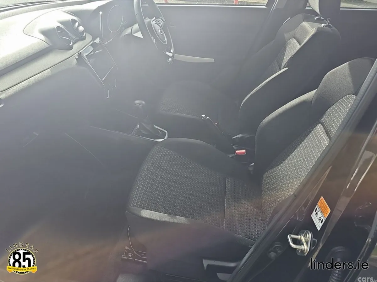 Suzuki Swift Hatchback, Petrol, 2023, Black