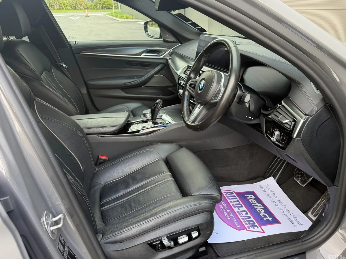 BMW 5-Series Saloon, Petrol Plug-in Hybrid, 2020, Grey